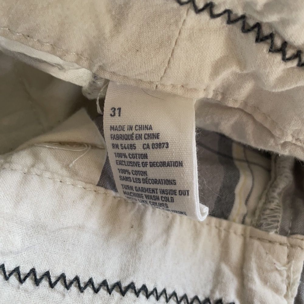 American Eagle Outfitters longer length short, 31 - Picture 7 of 7